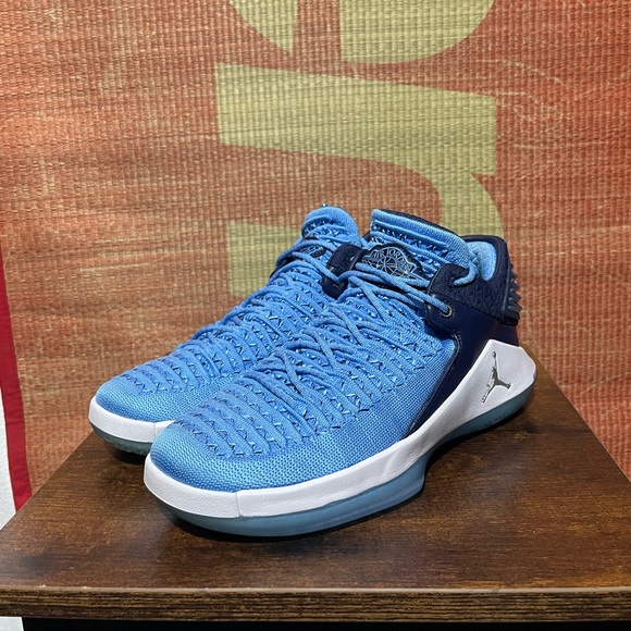 Jordan 32 Win Like UNC Size 6y GS